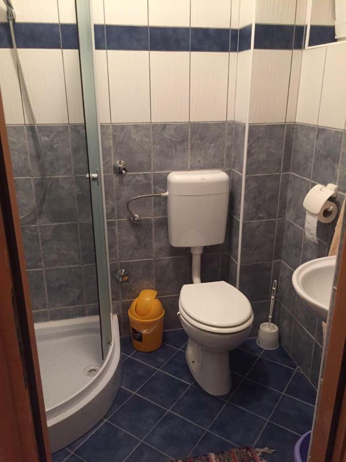 Studio Apartments Mt Šmrika エクステリア 写真