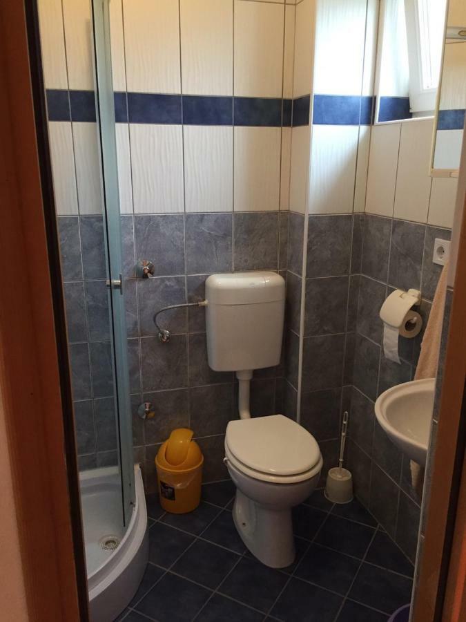 Studio Apartments Mt Šmrika エクステリア 写真
